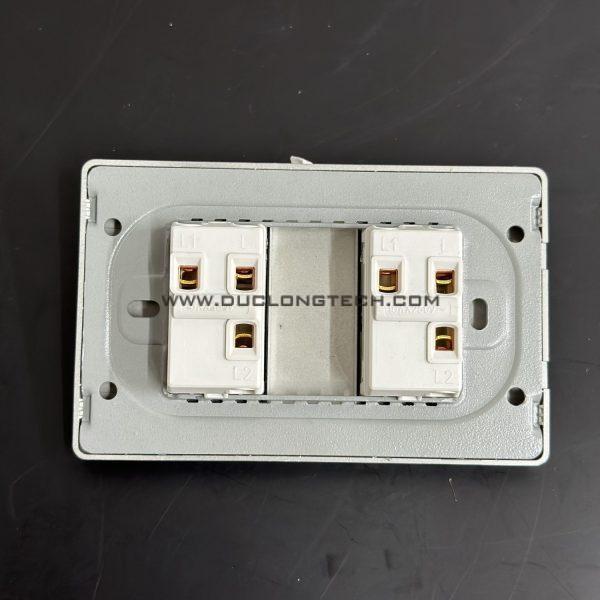 Công Tắc Điện Âm Tường Mặt Nhựa Màu Xám A2G 5 A2G02AG05 2